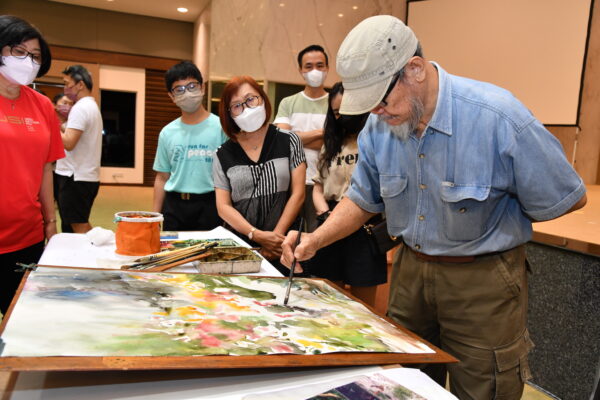 霹雳分会联办“彩笔缤纷迈向百年”美术展